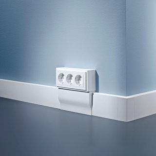 Regleta de enchufes de tres vías Cablecoach