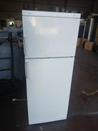 Lavadora Siemens 6kg frigorífico 170cc 299€ 642 10
