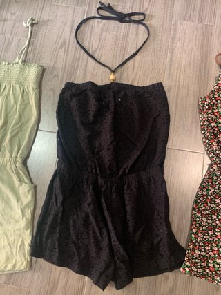 3 monos y 2 vestidos verano mujer T.S todo 7€