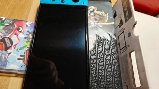 Nintendo Switch OLED con accessori e scatolo origi
