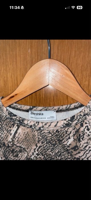 Top estampado serpiente manga larga
