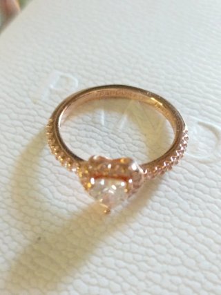 Anillo Pandora Oro Rosa Corazón