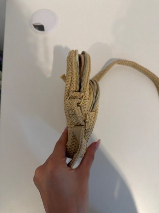 Bolso pequeño tejido beige