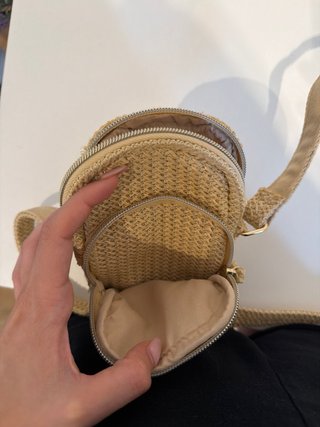 Bolso pequeño tejido beige