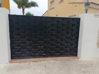 REPARACIÓN PUERTAS DE GARAJE (RAPIDO Y ECONOMICO)