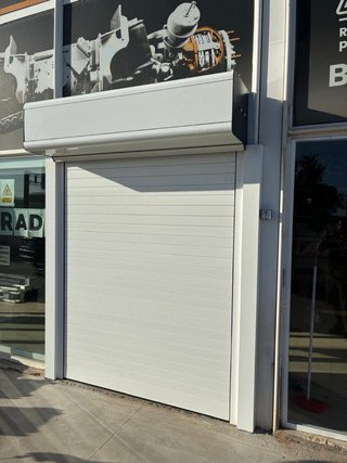 REPARACIÓN PUERTAS DE GARAJE (RAPIDO Y ECONOMICO)
