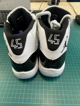 Air Jordan 11 Retro Talla 36