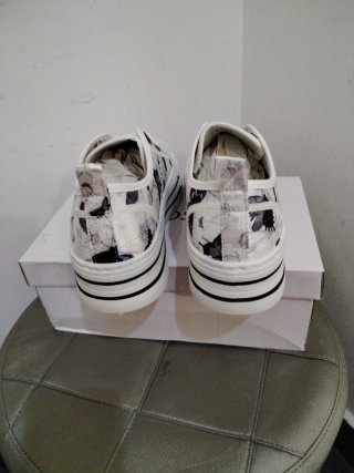 Scarpe donna n.38 con stampa farfalle