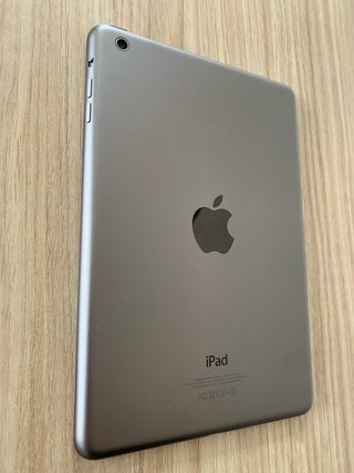 iPad mini 16 GB Argento