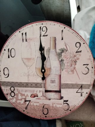 Orologio da Parete Silenzioso con Design Vino