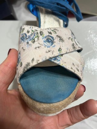 Sandali zeppa bianchi e azzurri