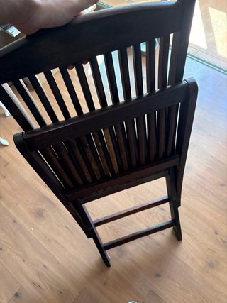 4 Sillas de Madera de calidad (Precio Negociable)