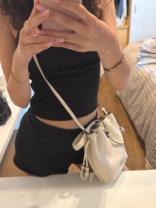 Bolso de mano beige
