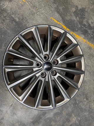 Llantas originales Ford
