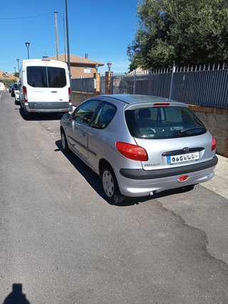 Peugeot 206 2000
