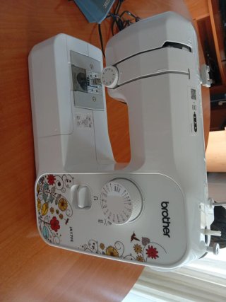 Máquina de coser Brother JX17FE