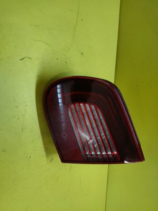 PILOTO TRASERO DERECHO INTERIOR VW EOS