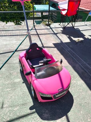 Correpasillos Audi R8 Rosa