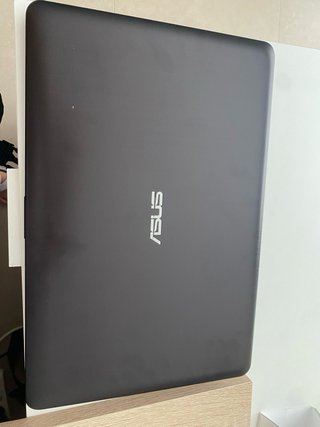 Ordenador portátil Asus F540S