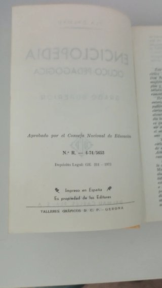 Antigua enciclopedia grado superior