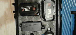 Pistola de impacto con accesorios