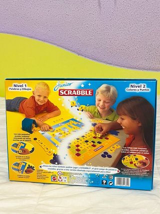 Scrabble Junior Juego de Palabras Cruzadas