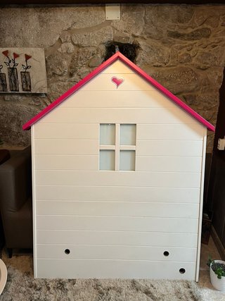 Cabecero infantil casa rosa y blanco