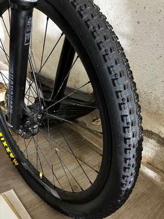Megamo Natural Elite 29”Monoplato Tubelizada