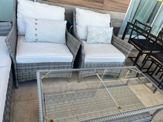 Conjunto Muebles Terraza: Sofá, Sillones y Mesa