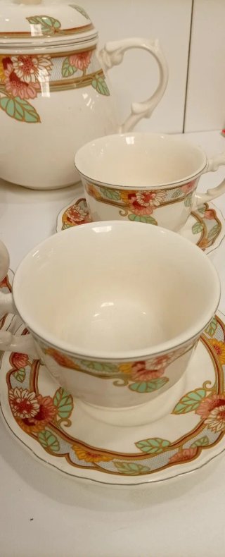 VAJILLA EN PORCELANA ANTIGUA SAN CLAUDIO
