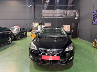 Opel Astra 2010