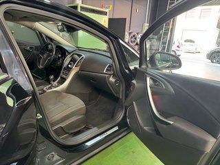Opel Astra 2010