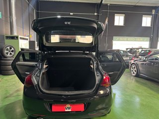 Opel Astra 2010