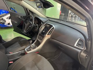 Opel Astra 2010