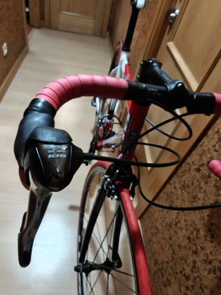 Bicicleta de carretera BH
