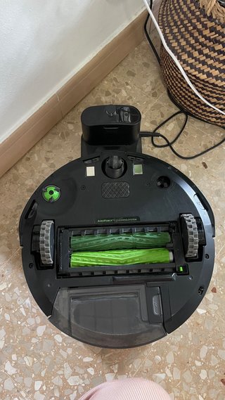 Robot aspirador Roomba i1 con Wi-Fi