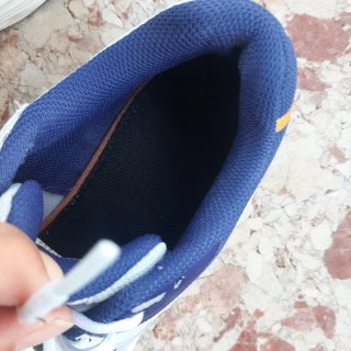 Sneakers sportive Mizuno bianche e blu