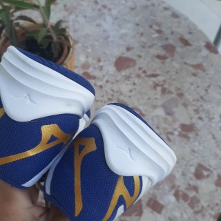 Sneakers sportive Mizuno bianche e blu