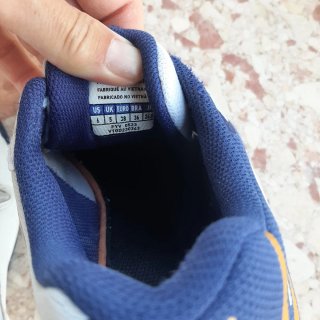 Sneakers sportive Mizuno bianche e blu