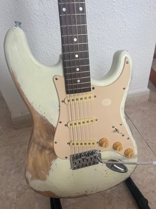 Guitarra Stratocaster Relic