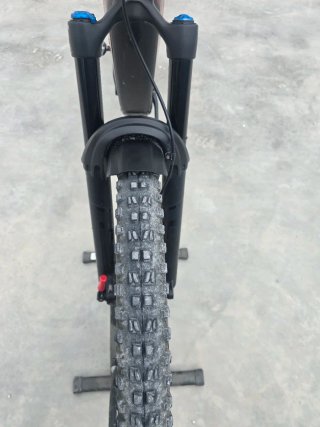 Giant Trance X E+2 E-Bike, 2025 Talla M. Extras.