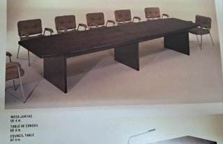 Mesa redonda madera roble americano barnizado