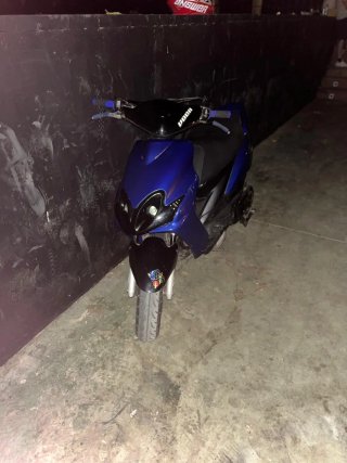 Yamaha Jog RR Azul y Negro
