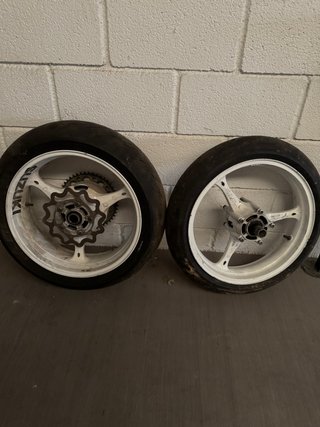 Llantas gsxr k7