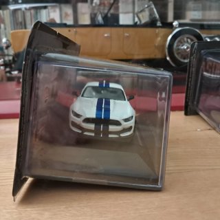 Pareja Ford Mustang 1/43 Planeta DeAgostini