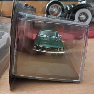 Pareja Ford Mustang 1/43 Planeta DeAgostini