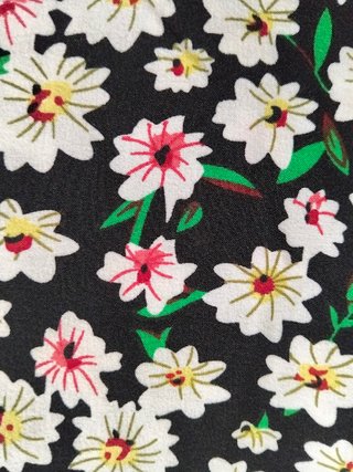 Pantalón de verano estampado floral