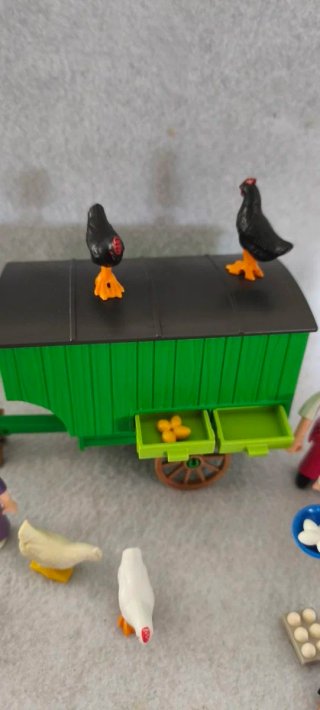 Playmobil Gallinero con figuras y animales