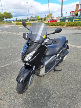 Yamaha X-Max 250. Precio negociable. Cambio por mo