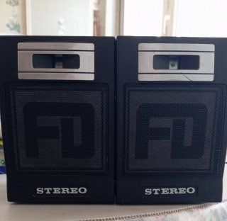 Juego 2 altavoces negros